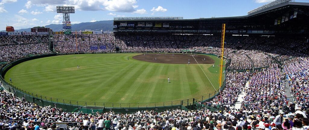 阪神甲子園球場の内観